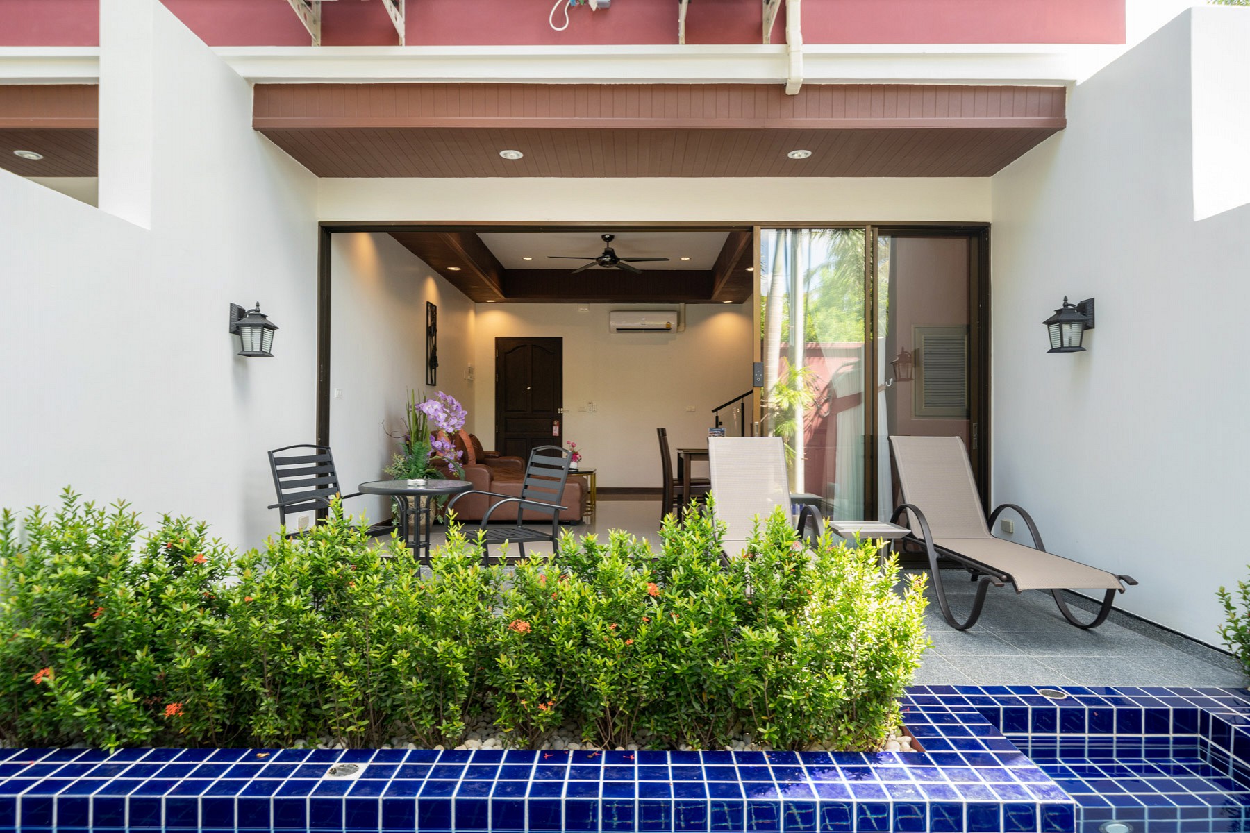 1 Bedroom Suite Pool Access