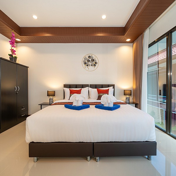 1 Bedroom Suite Pool Access