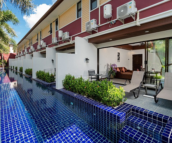1 Bedroom Suite Pool Access