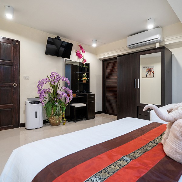 5-6-7 Bedroom Suite Private Pool Villa