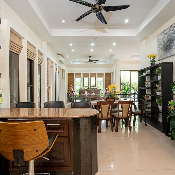 5-6-7 Bedroom Suite Private Pool Villa