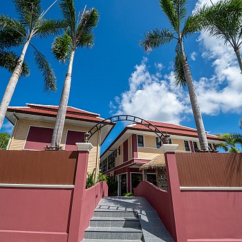 1 Bedroom Suite Pool Accessalt=