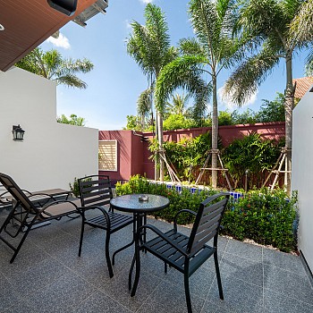 1 Bedroom Suite Pool Accessalt=