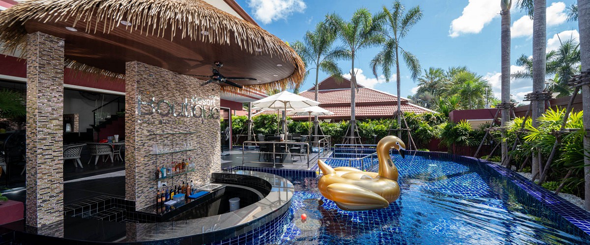 Pool Bar