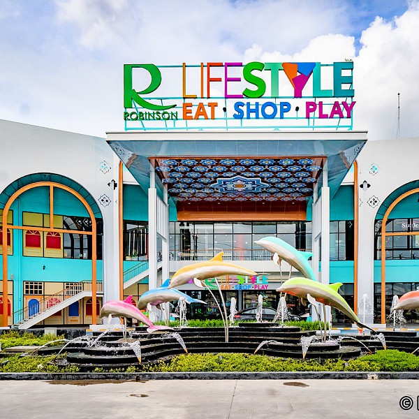 Robinson Shopping Mall